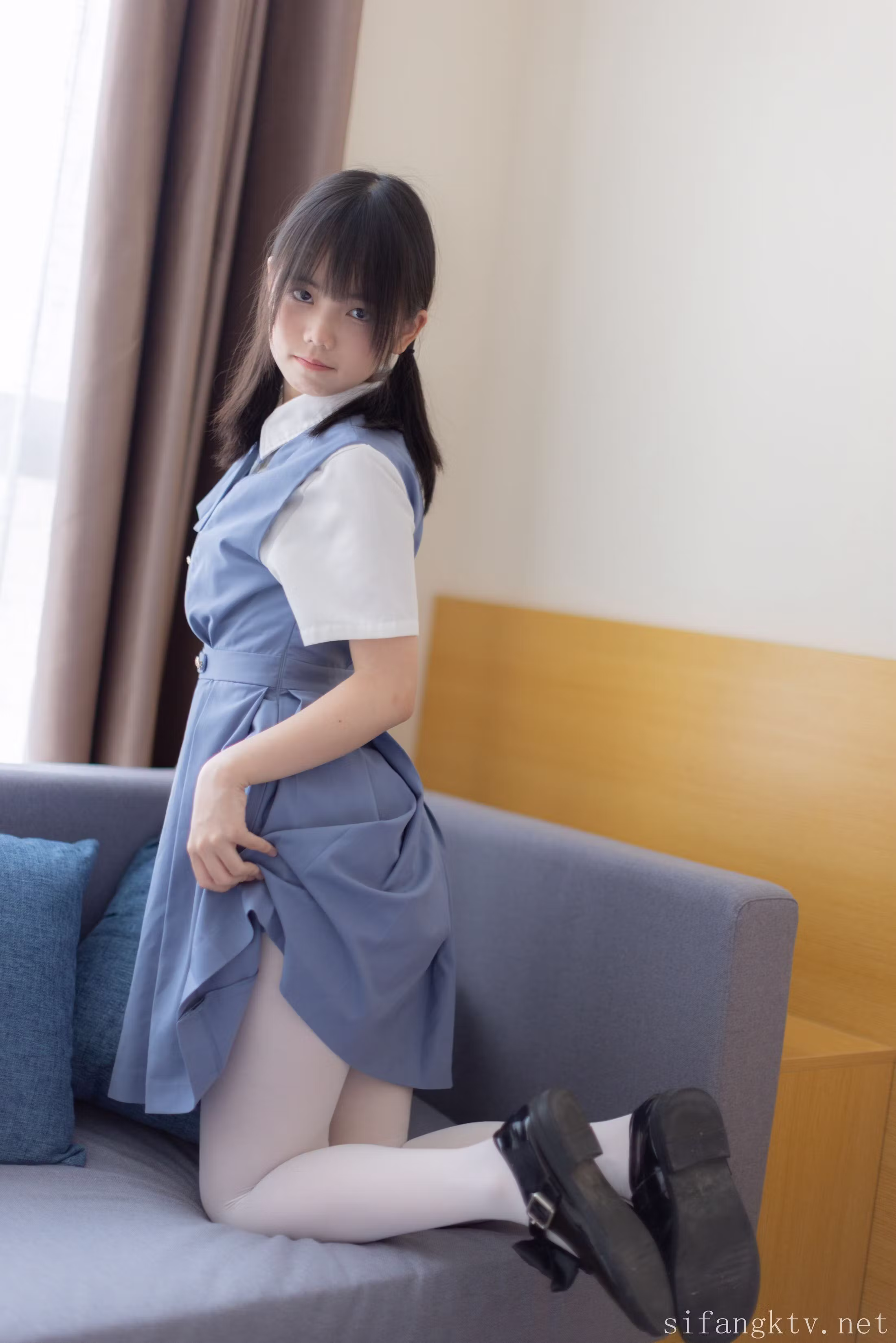少女秩序小鱼捆绑大尺度日系制服诱惑私房